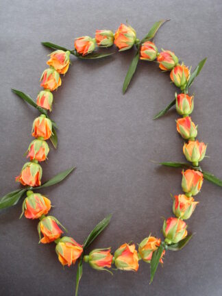 Lei - Rose Buds
