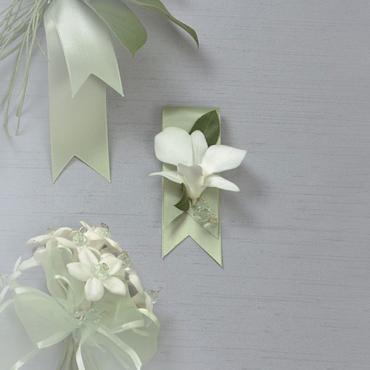 Dendrobium Orchid Boutonniere