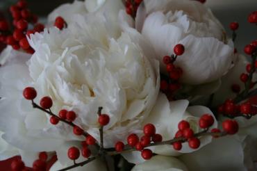 White Peony & Berries